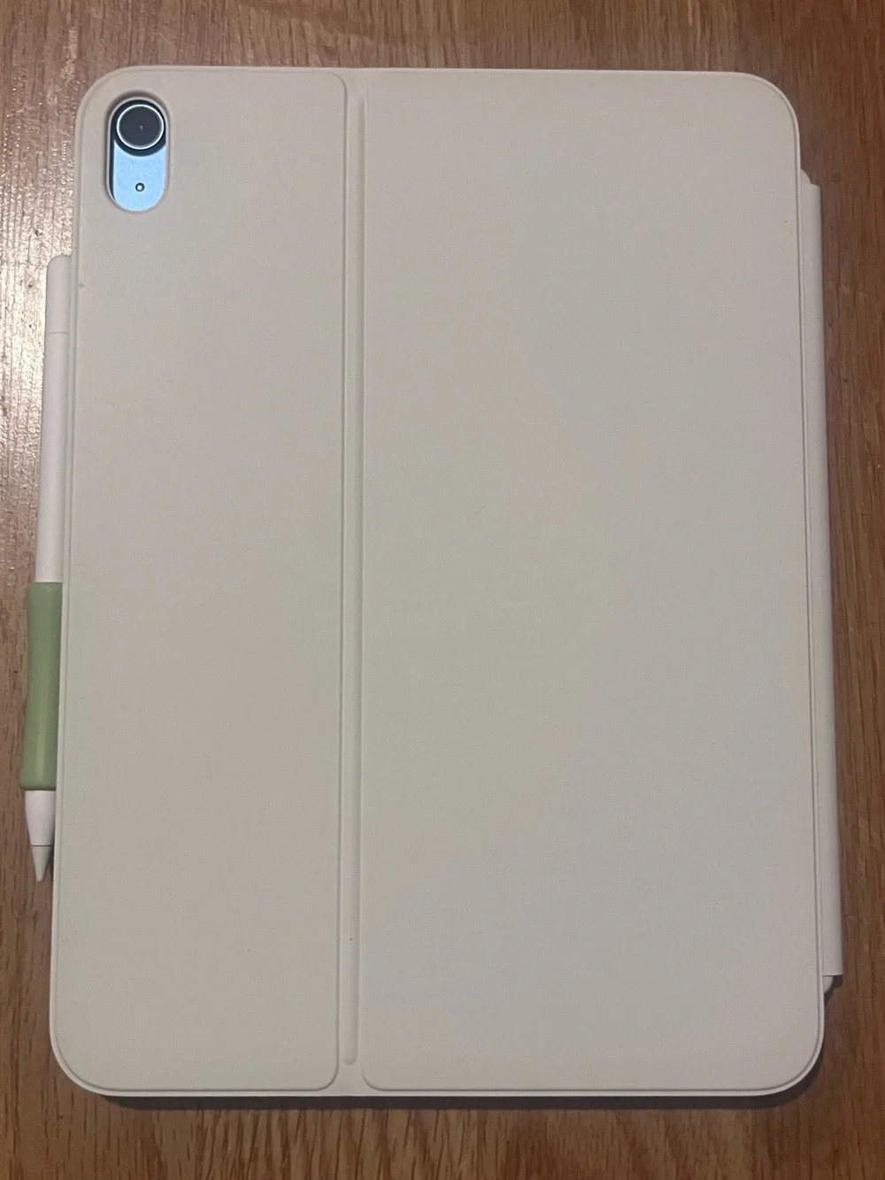 Apple iPad 10.9in 256GB Wi‑Fi Blue w/ Keyboard Case & Apple Pencil Bundle